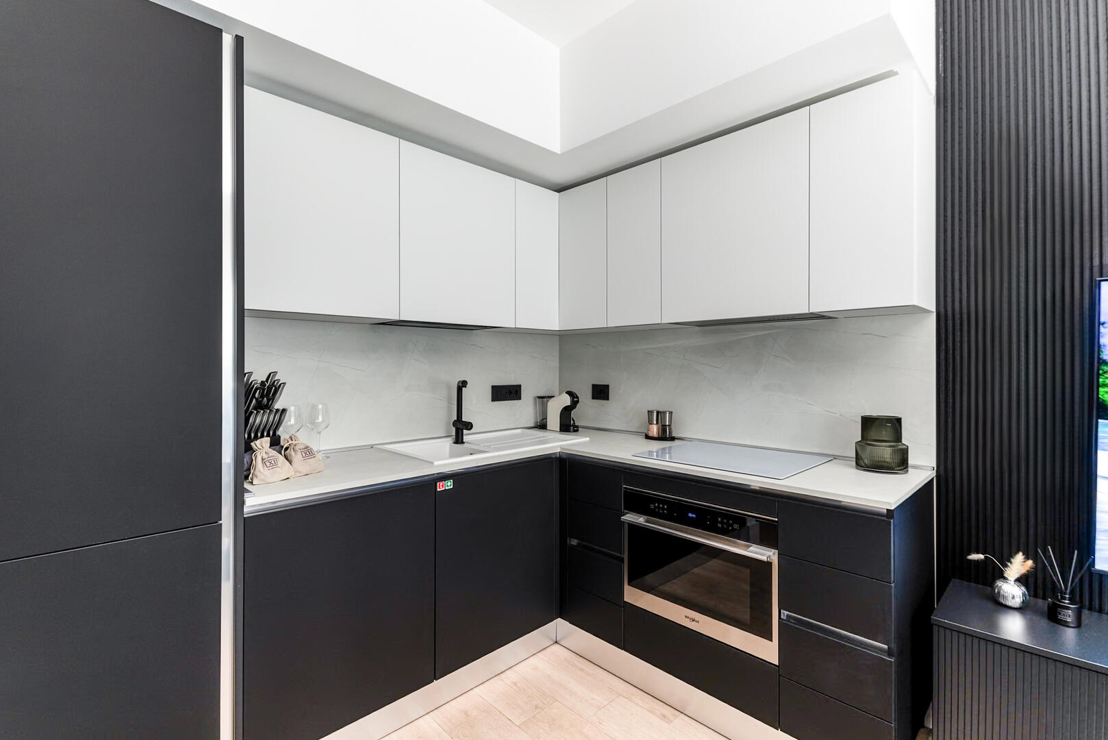 Fully Equipped CREO-Kitchen